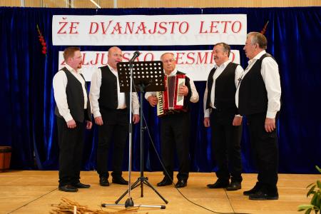 25.2.2024_ljudski pevci in godci trebelno_FOTO_studioPraprotKa86